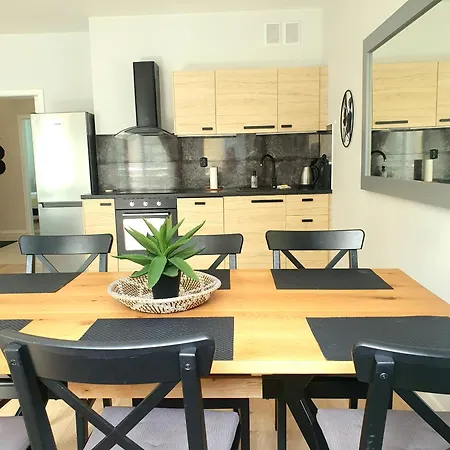 Amber Dwie Sypialnie Stare *